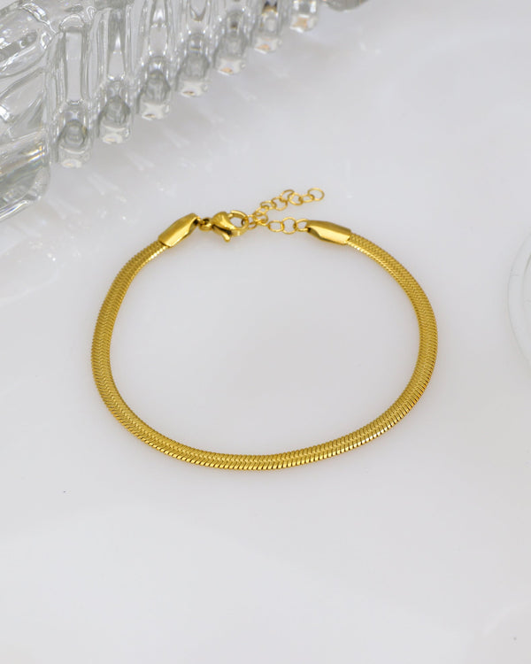 Sabi Gold Snake Chain Bracelet