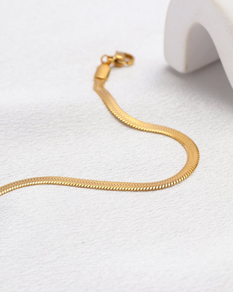 Sabi Gold Snake Chain Bracelet