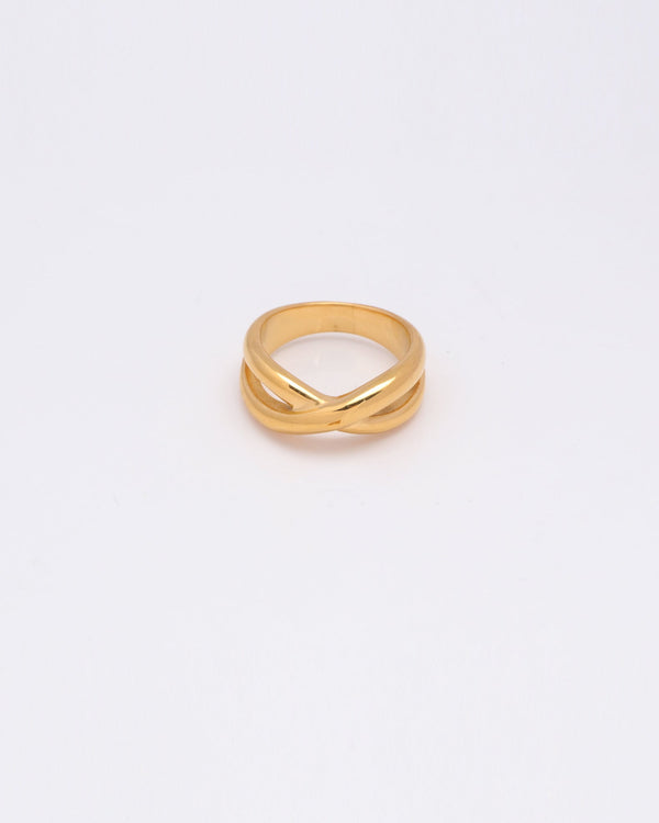 Intertwine Gold Ring