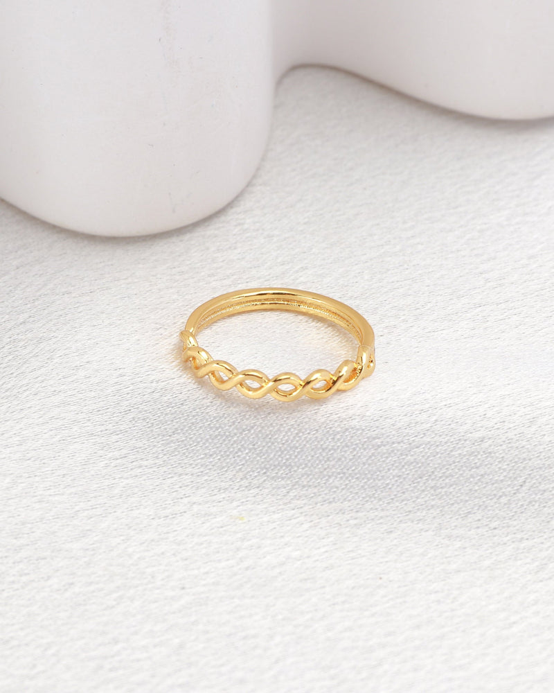 Tessara Gold Woven Ring